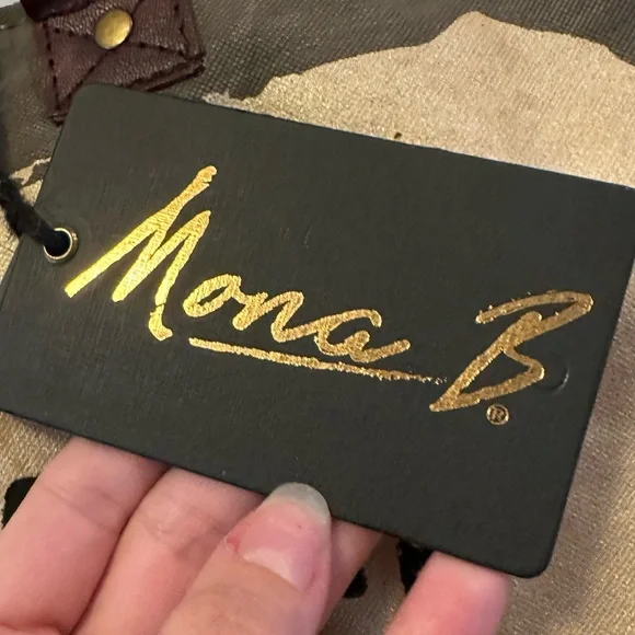 NWT Blame It On the Weekend Mona B Tote - Picture 3 of 10